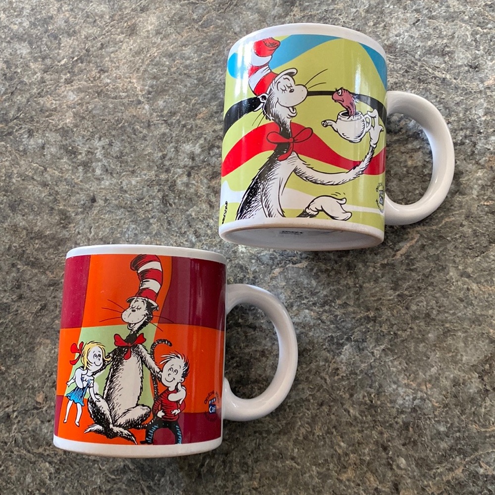 Dr. Suess Mugs Set of 2, Cat in the Hat, One Fish Two Fish Red Fish Blue Fish